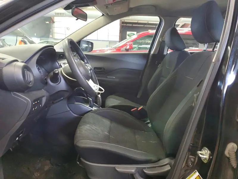 2021 NISSAN KICKS S  