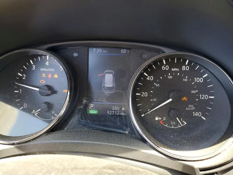 2018 NISSAN ROGUE S  