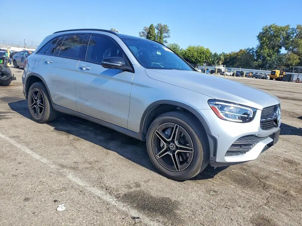2022 MERCEDES-BENZ GLC 300 4MATIC  