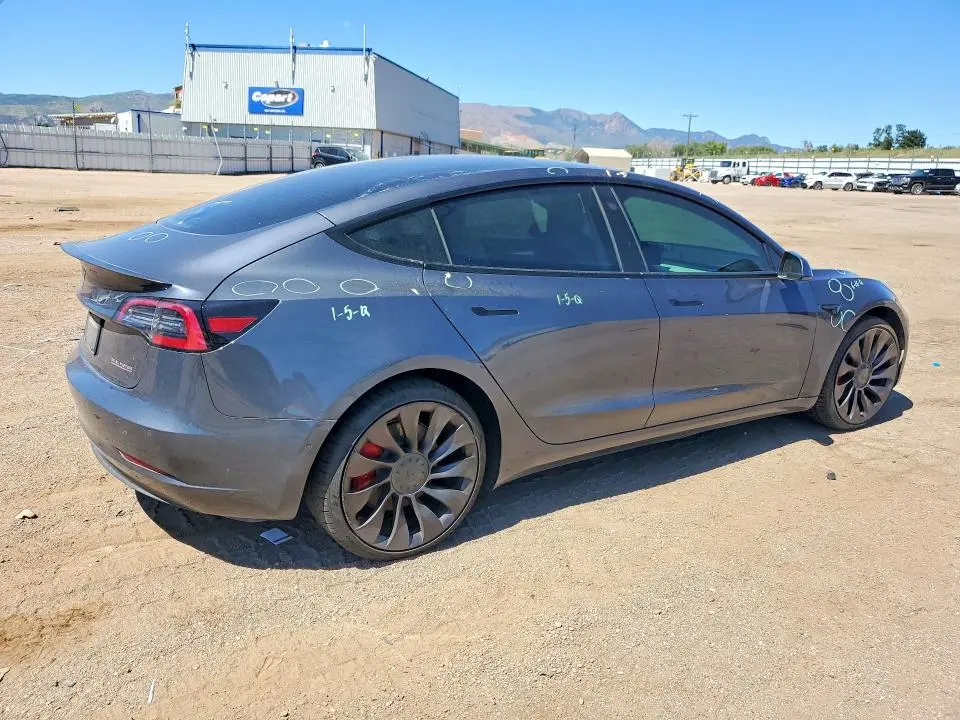 2021 TESLA MODEL 3   