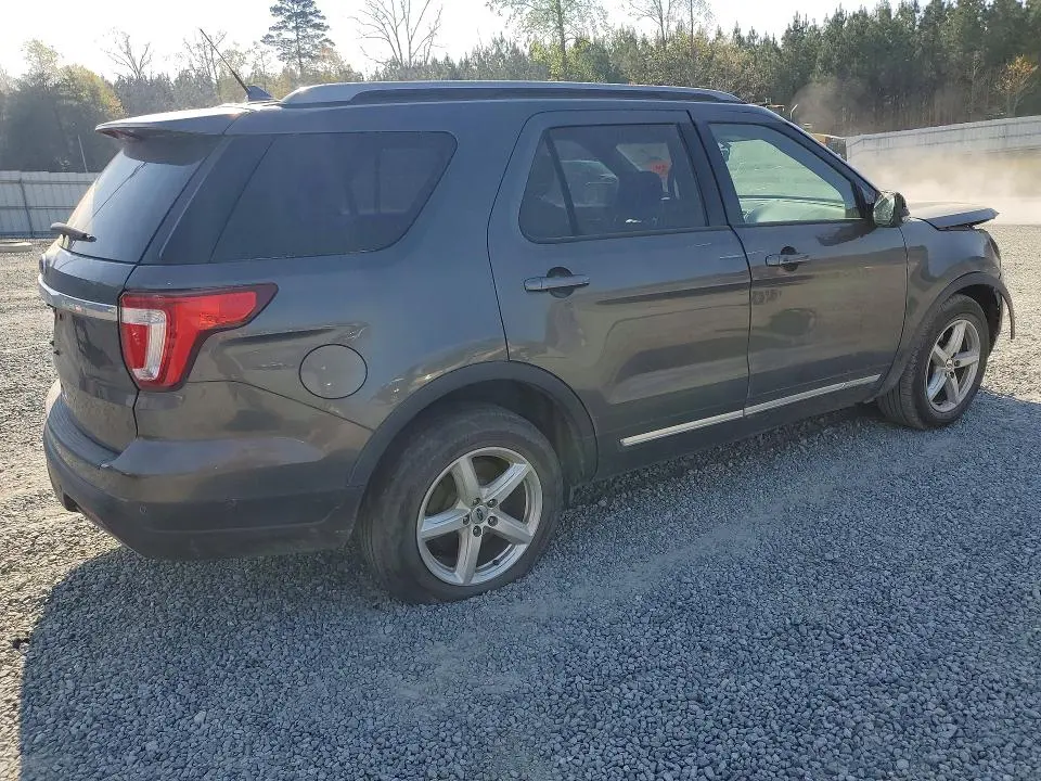 2019 FORD EXPLORER XLT  