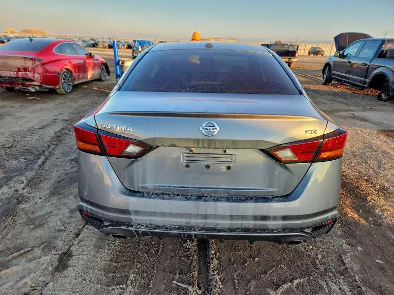 2019 NISSAN ALTIMA SR  