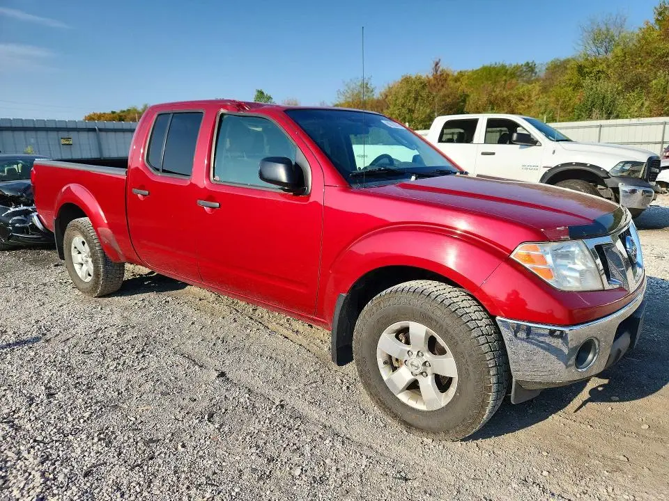 2010 NISSAN FRONTIER SE V6  