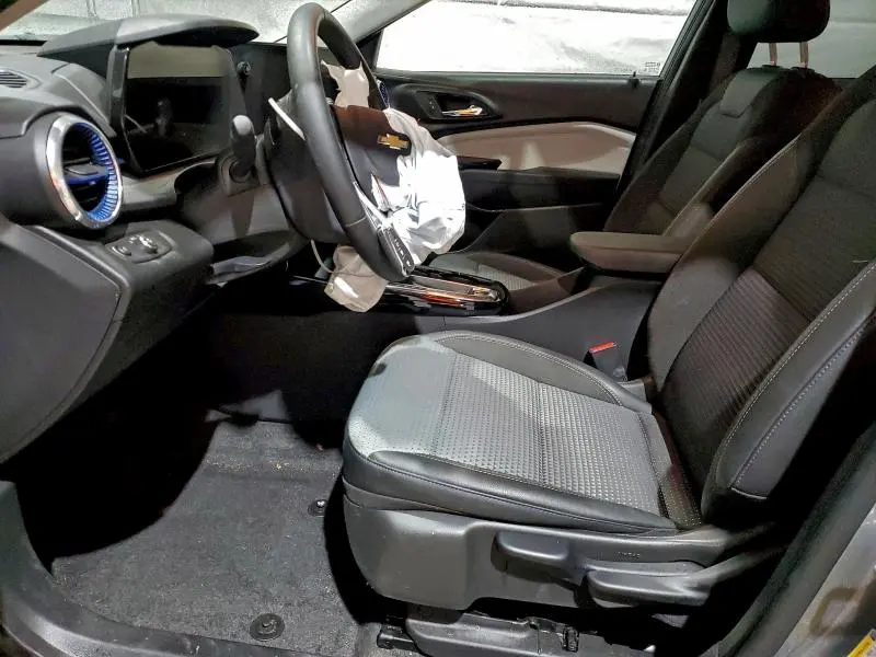 2025 CHEVROLET TRAX 1LT  