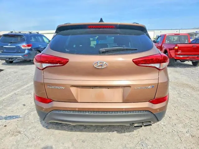2016 HYUNDAI TUCSON   