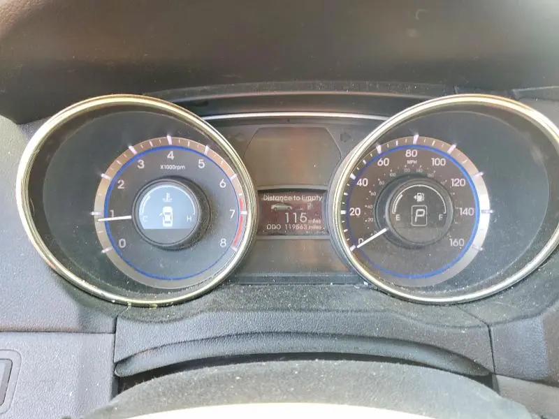2013 HYUNDAI SONATA GLS  