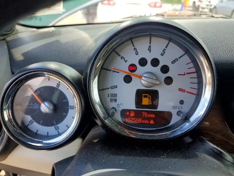 2011 MINI COOPER   
