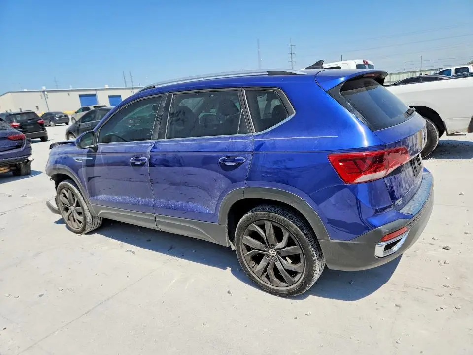 2022 VOLKSWAGEN TAOS SE  