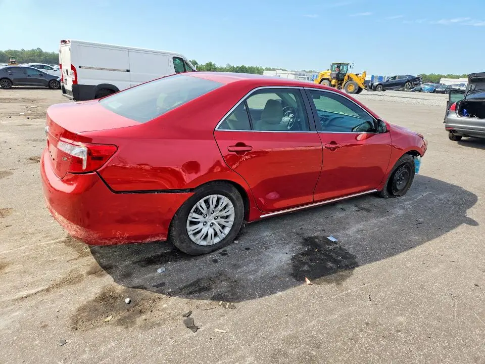 2012 TOYOTA CAMRY LE  