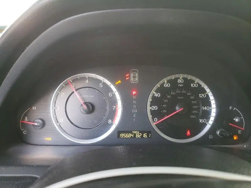 2011 HONDA ACCORD LX  