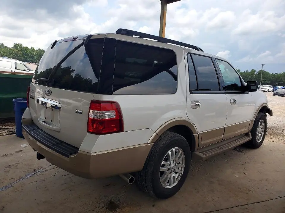 2011 FORD EXPEDITION XLT  