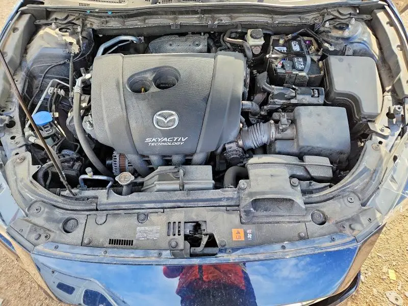 2017 MAZDA 3 TOURING  