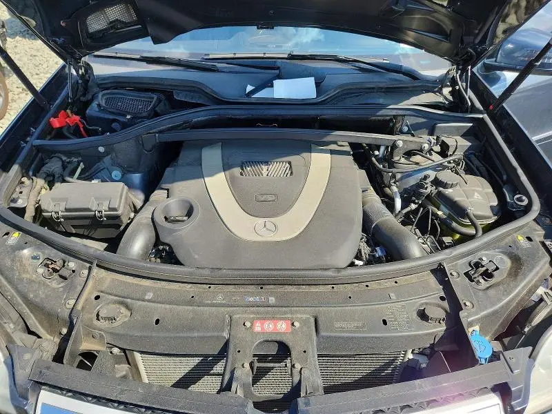 2011 MERCEDES-BENZ GL 550 4MATIC  