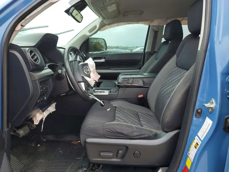 2020 TOYOTA TUNDRA CREWMAX SR5  