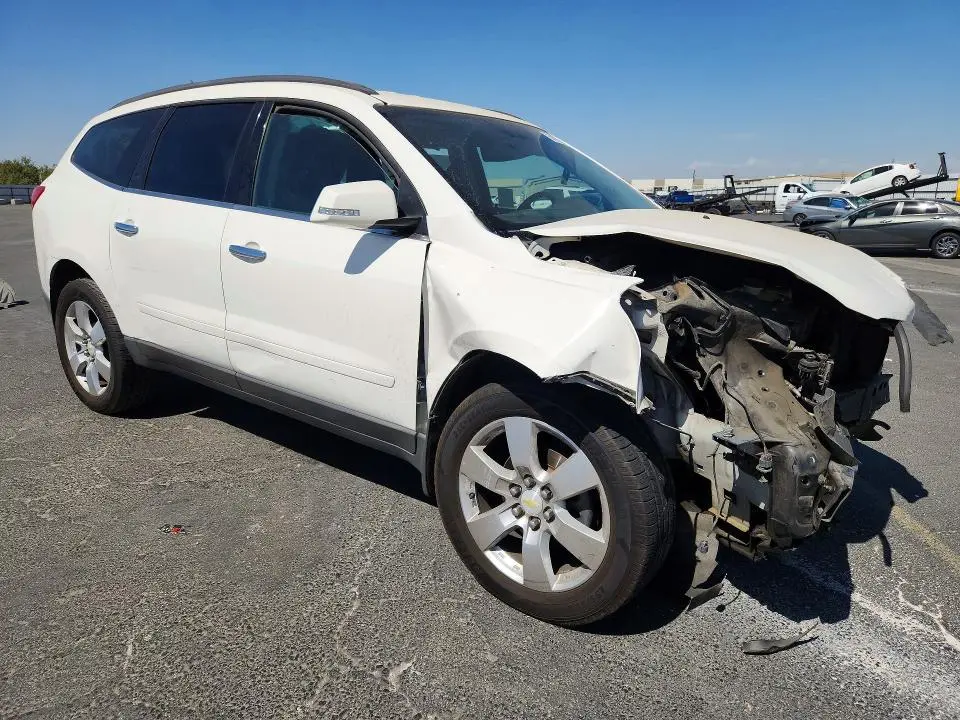 2012 CHEVROLET TRAVERSE LT  