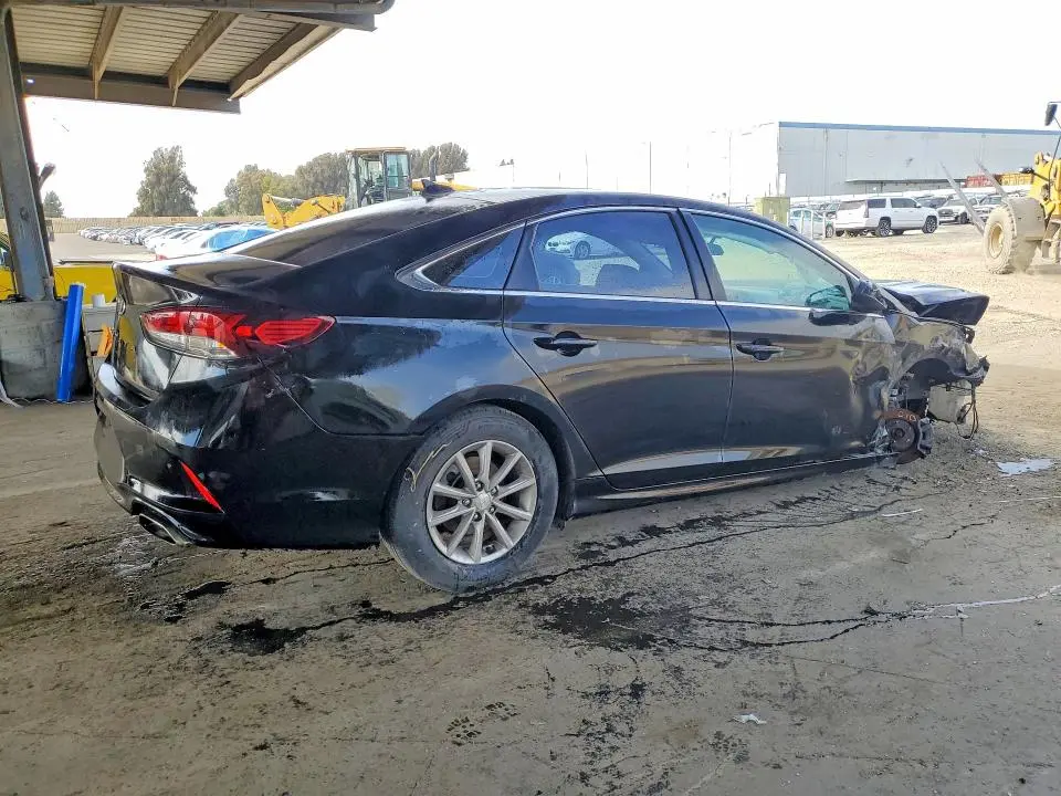 2019 HYUNDAI SONATA SE  