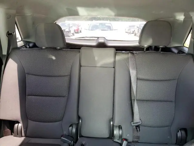 2011 KIA SORENTO BASE  