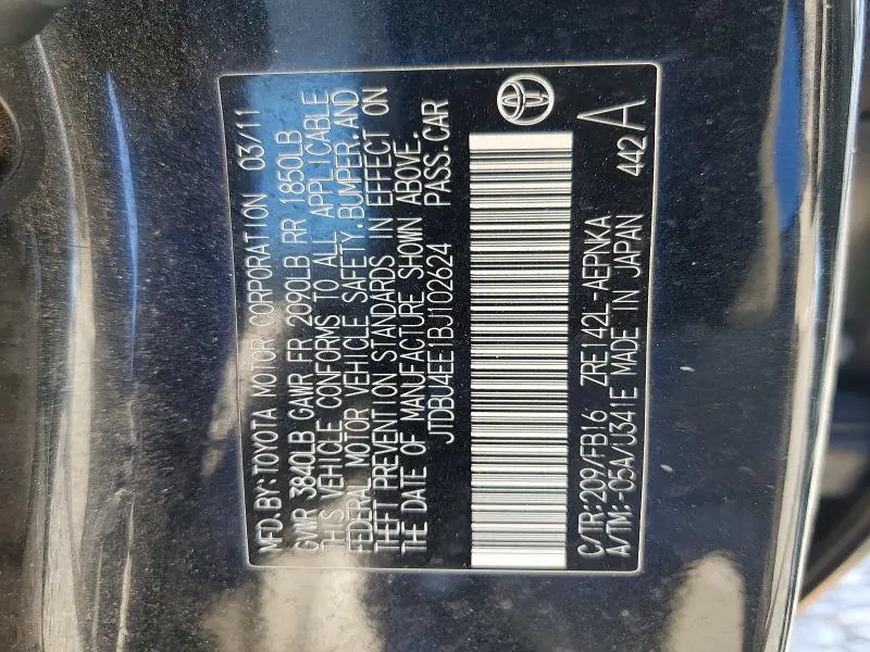 2011 TOYOTA COROLLA LE  