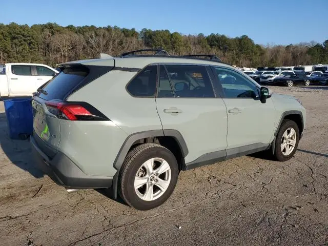 2019 TOYOTA RAV4 XLE  