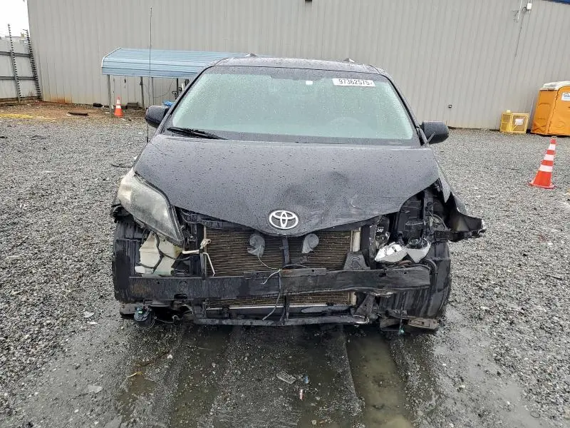 2014 TOYOTA SIENNA SPORT  