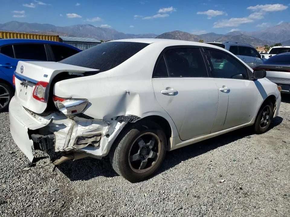 2011 TOYOTA COROLLA LE  