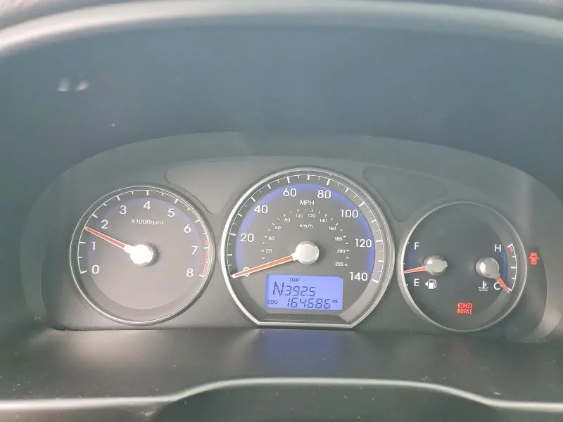 2012 HYUNDAI SANTA FE SE  