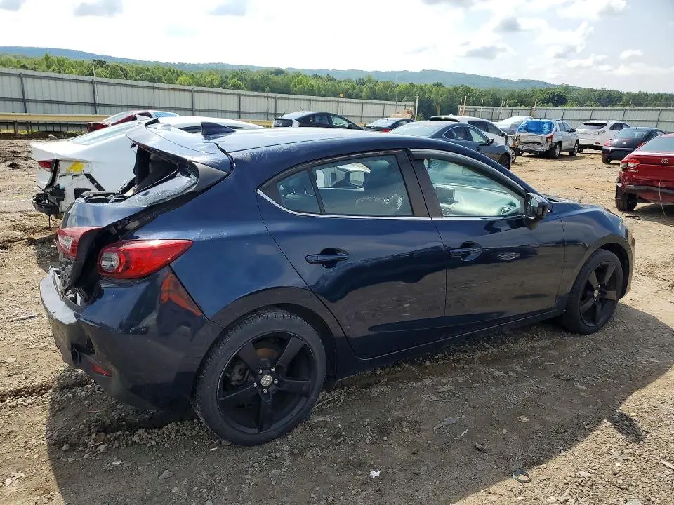 2016 MAZDA 3 TOURING  