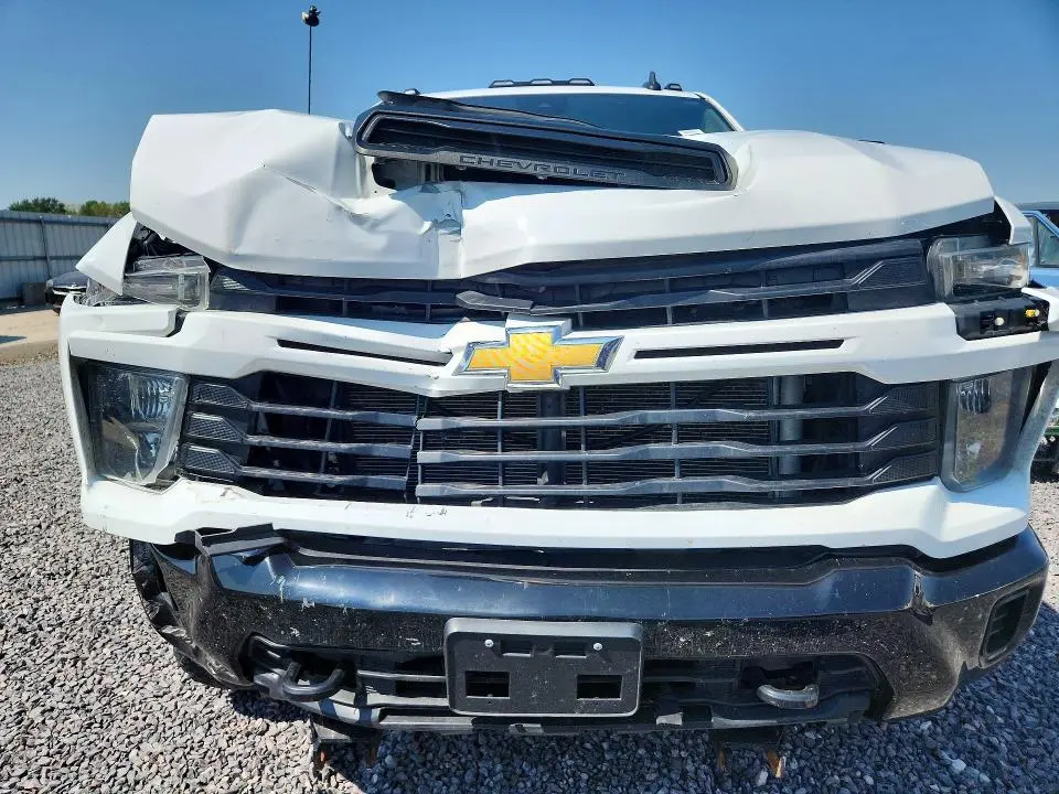 2024 CHEVROLET SILVERADO K2500 CUSTOM  