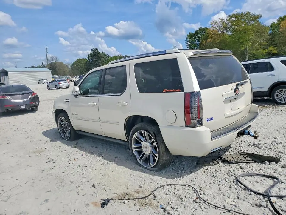 2013 CADILLAC ESCALADE PREMIUM  