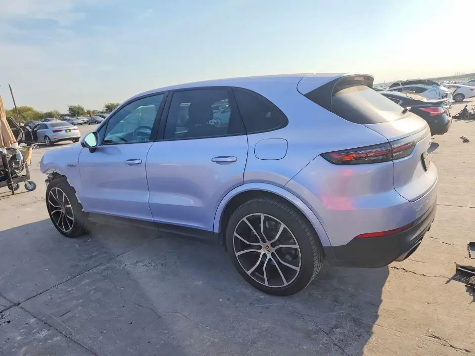 2021 PORSCHE CAYENNE E-HYBRID  