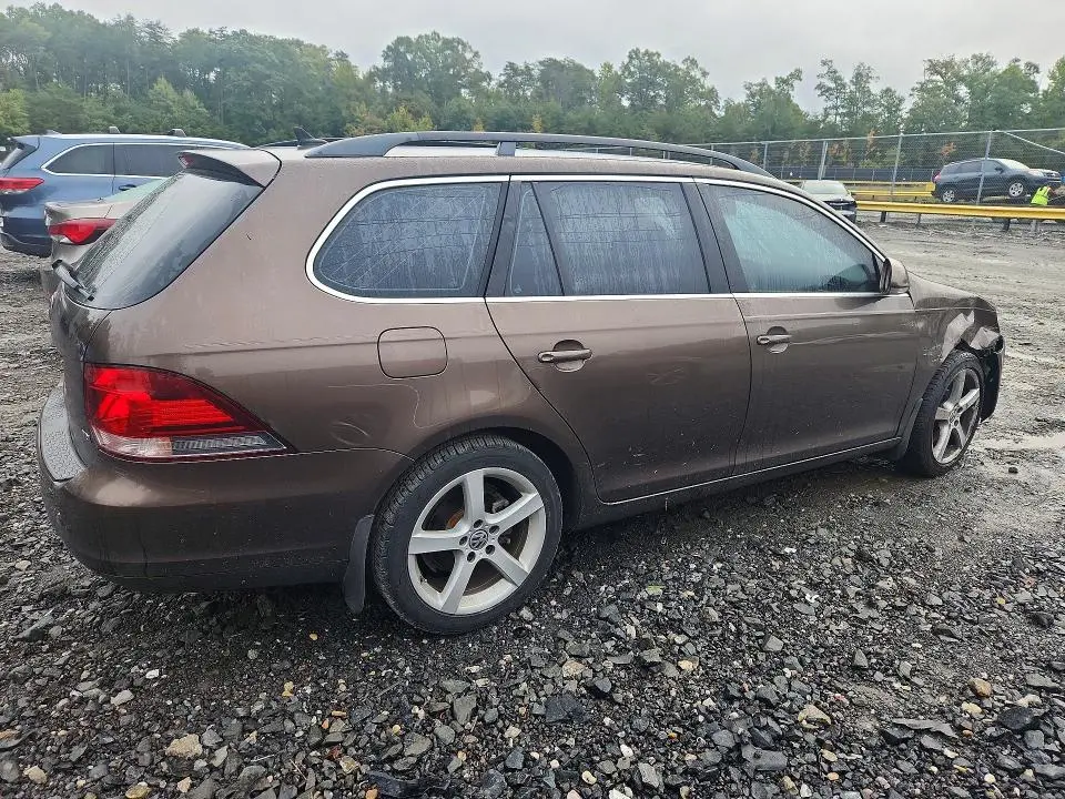 2011 VOLKSWAGEN JETTA TDI  