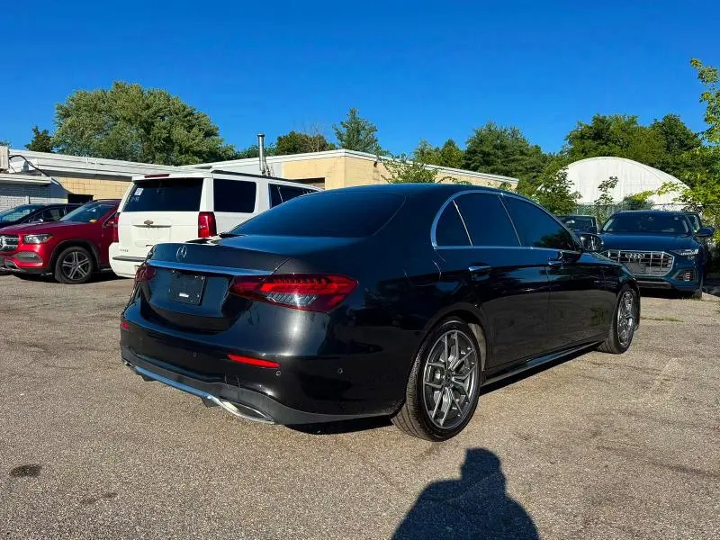 2021 MERCEDES-BENZ E 350  