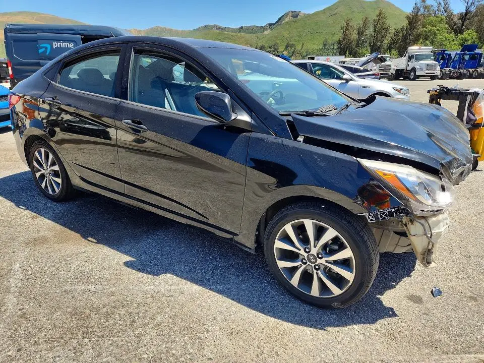 2017 HYUNDAI ACCENT SE  