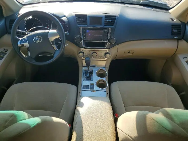 2013 TOYOTA HIGHLANDER PLUS  
