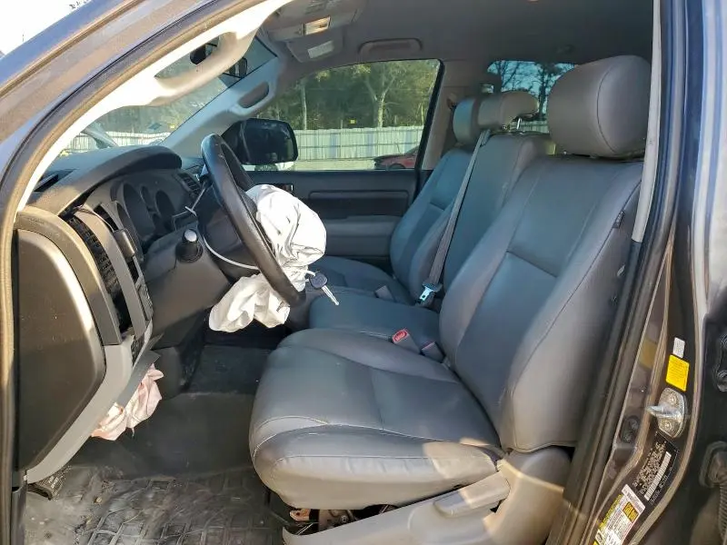 2011 TOYOTA TUNDRA DOUBLE CAB SR5  