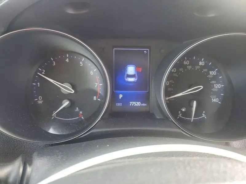 2018 TOYOTA C-HR XLE  