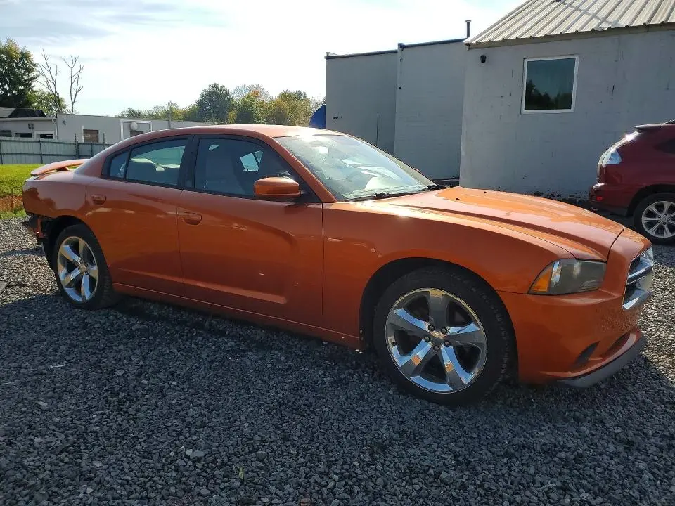 2011 DODGE CHARGER   