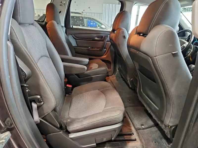 2016 CHEVROLET TRAVERSE LT  