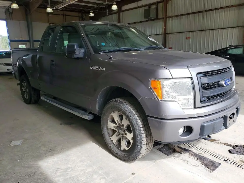 2013 FORD F150 SUPER CAB  