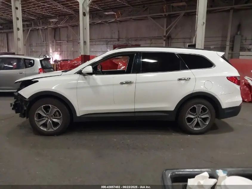 2016 HYUNDAI SANTA FE SE