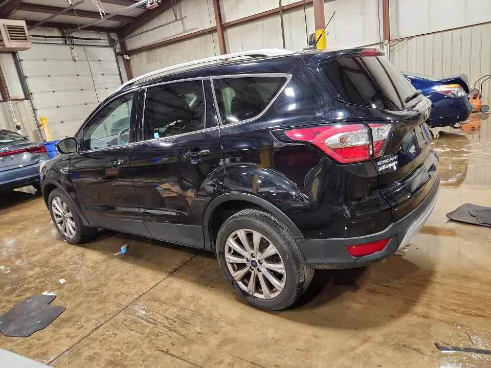 2017 FORD ESCAPE TITANIUM  