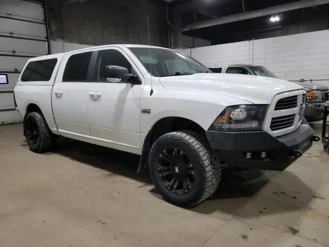 2017 RAM 1500 SLT  