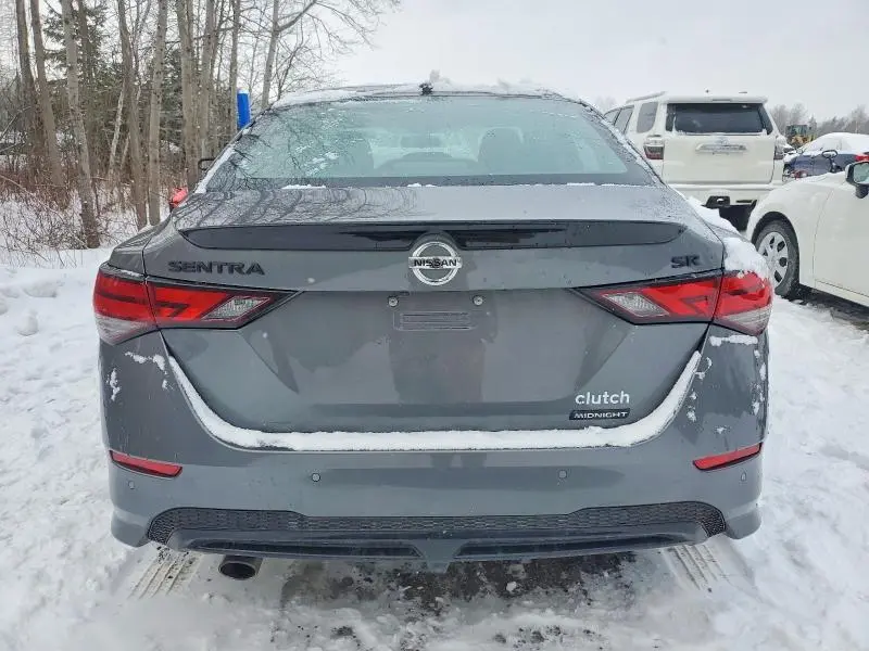 2022 NISSAN SENTRA SR  