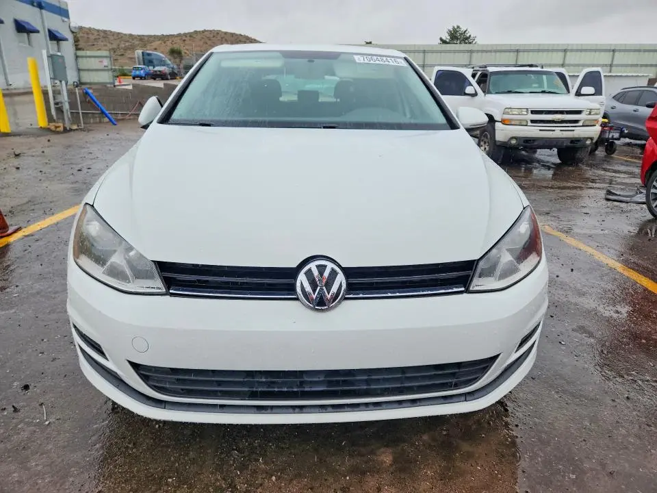 2016 VOLKSWAGEN GOLF S/SE  