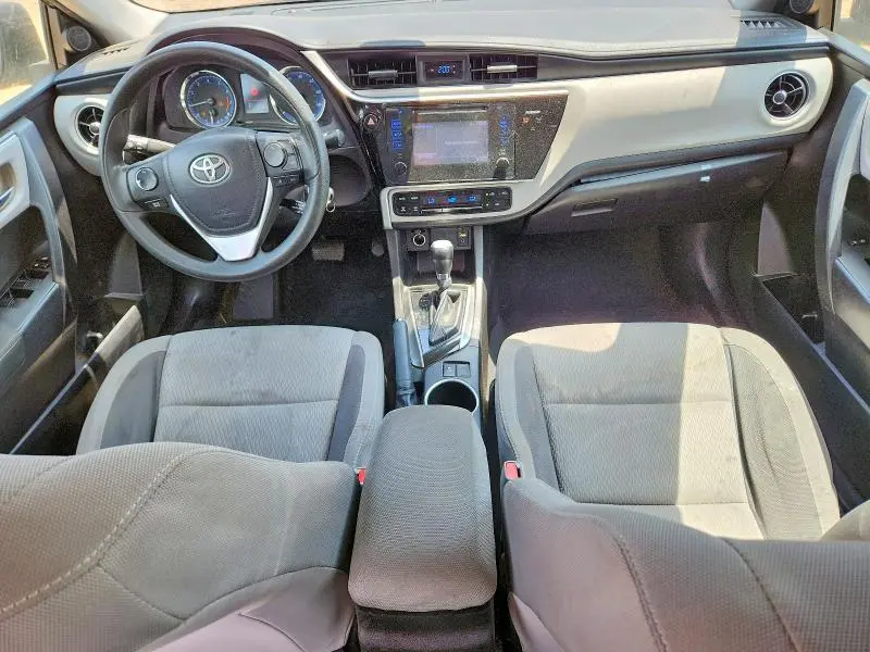 2017 TOYOTA COROLLA LE  