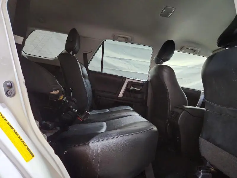 2015 TOYOTA 4RUNNER SR5  