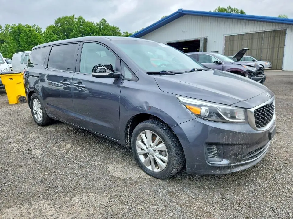 2018 KIA SEDONA LX  