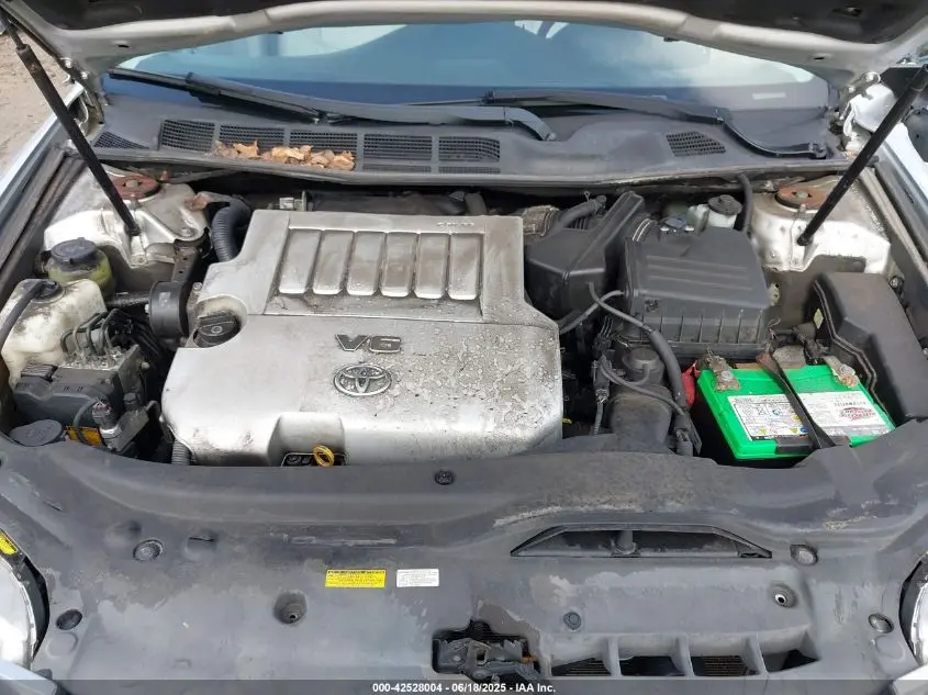 2011 TOYOTA AVALON LIMITED