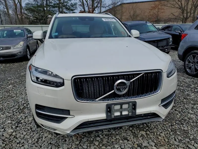 2016 VOLVO XC90 T6  