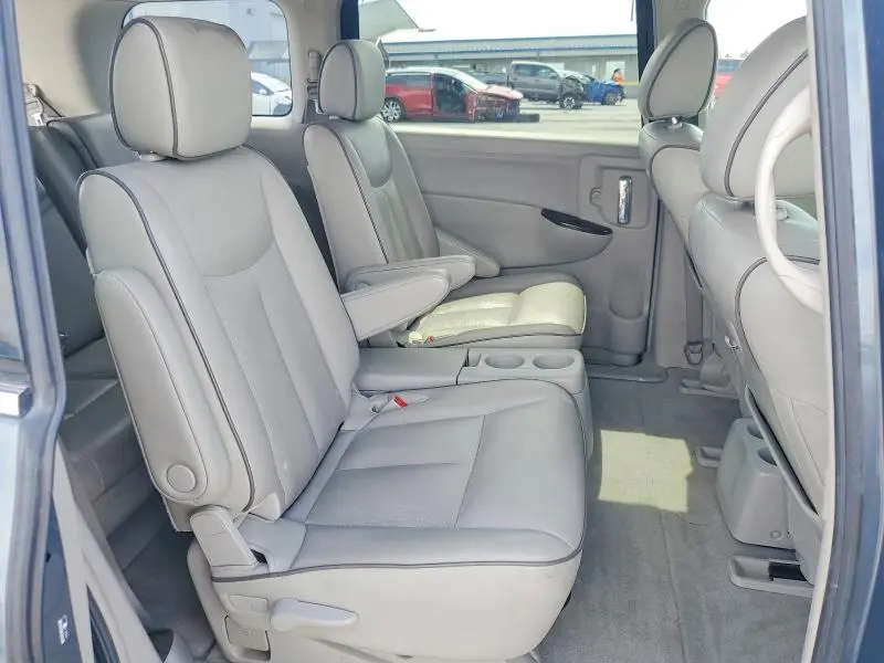2011 NISSAN QUEST 3.5 S  